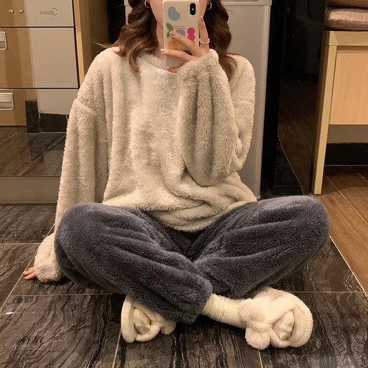 Winter Fleece Women Pajamas Set  Sleepwear Solid Velvet 2 Piece